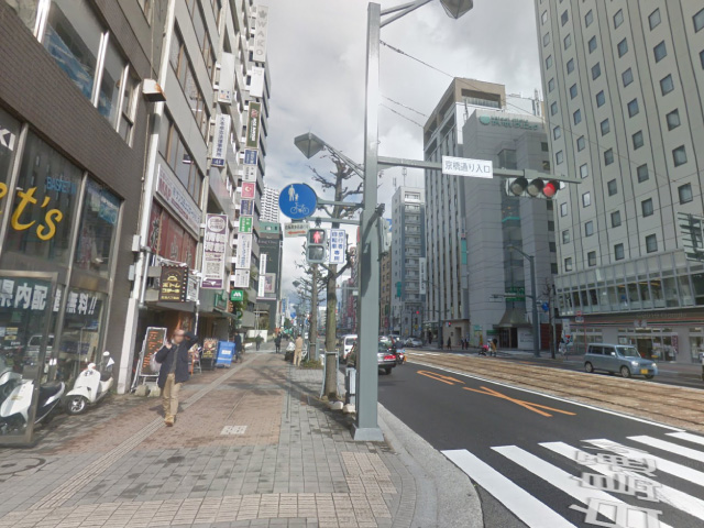 そのまま『モスバーガー』に向かって、直進を続けます。